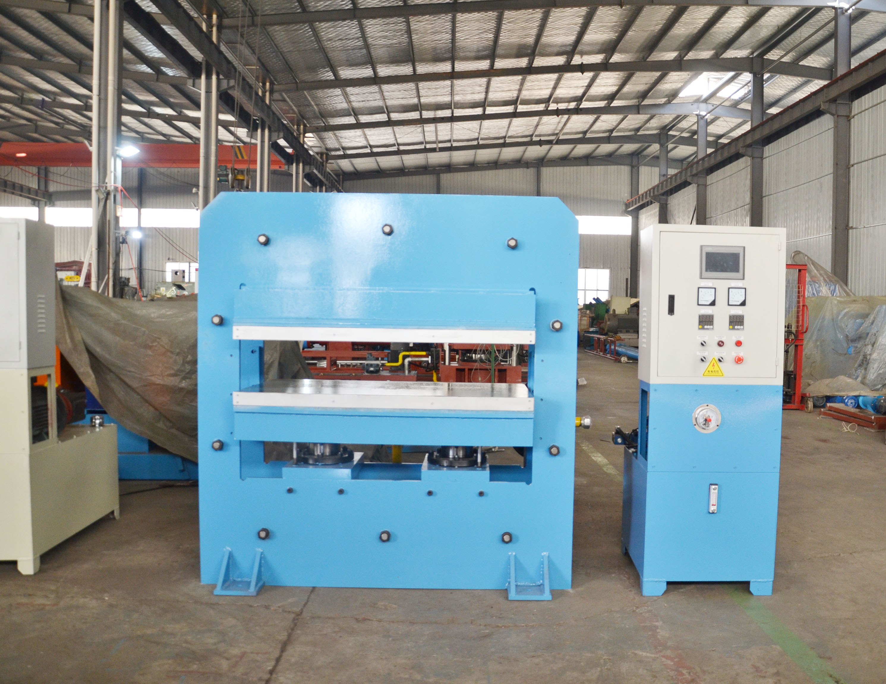 Top Vulcanizing Press Solutions for Reliable Rubber Molding