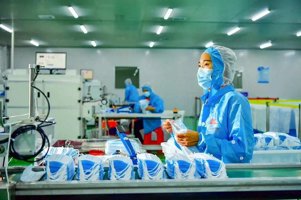 Antivirus KN95 FFP2 Protective Disposable Respirator Face Mask with Valve