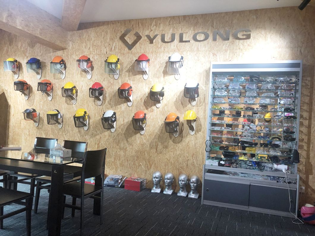 Brand PVC Industrial Face Shield with Ear Muff, Safety Face Shield with Visor