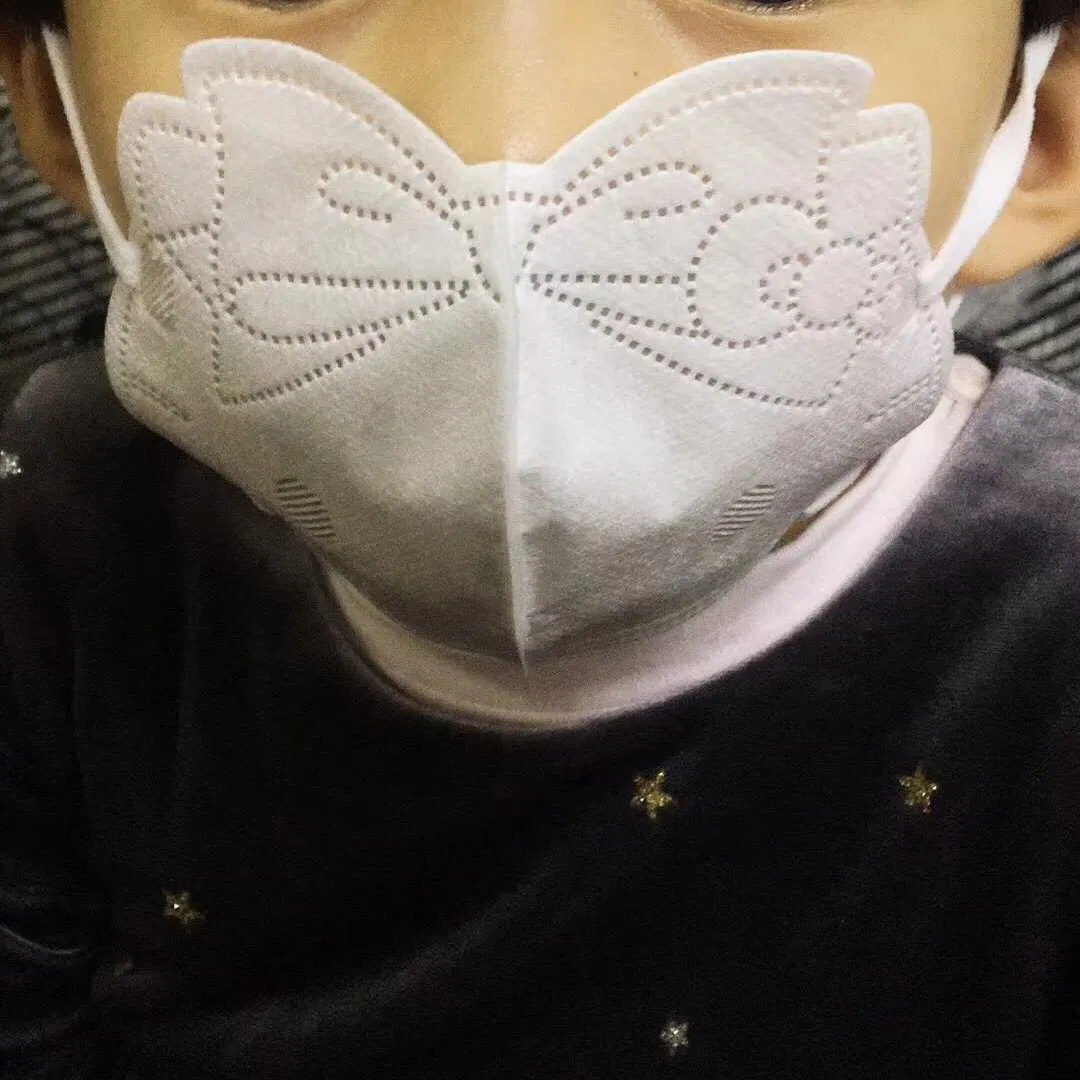 Hot Selling Hello Kitty 3 Ply Disposable Non-Woven Protective Children Kids Face Masks Child Safety Use