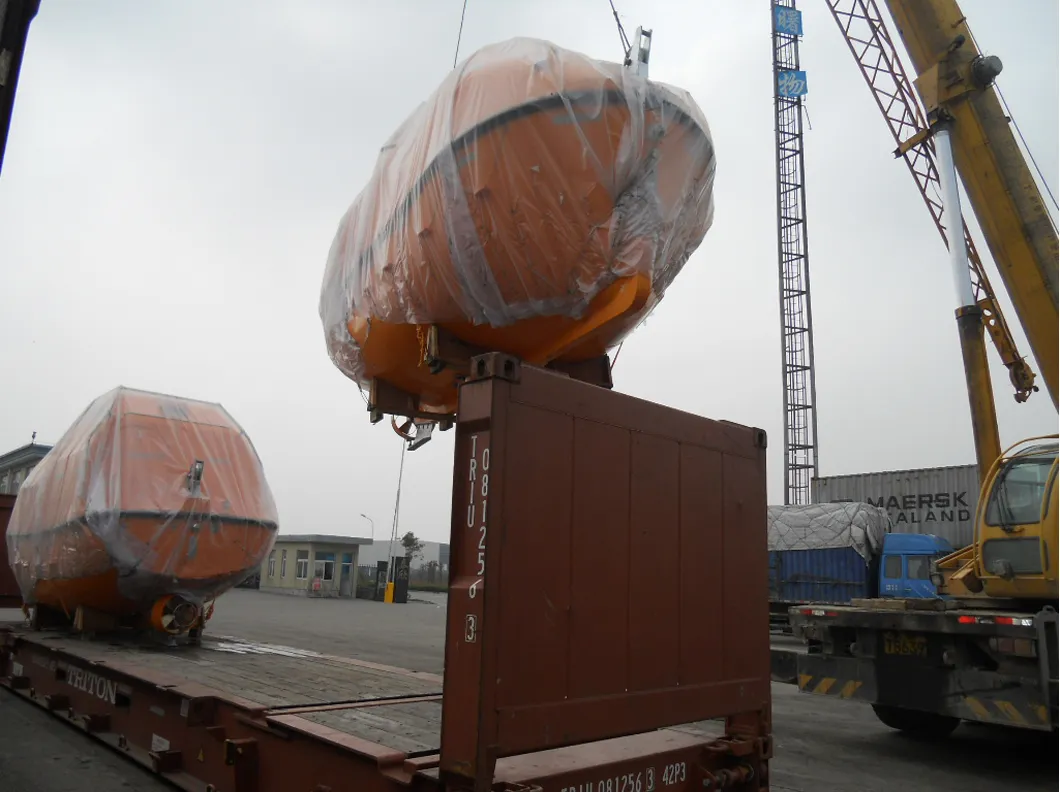 Marine Rescue Equipment Fiberglass Rigid Totally Enclosed Freefall Solas Marine Life Boat