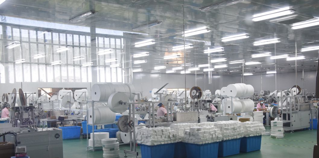 Non Woven Farbic 3ply Earloop / Tie on Face Mask in Blue Bfe More Than 95%