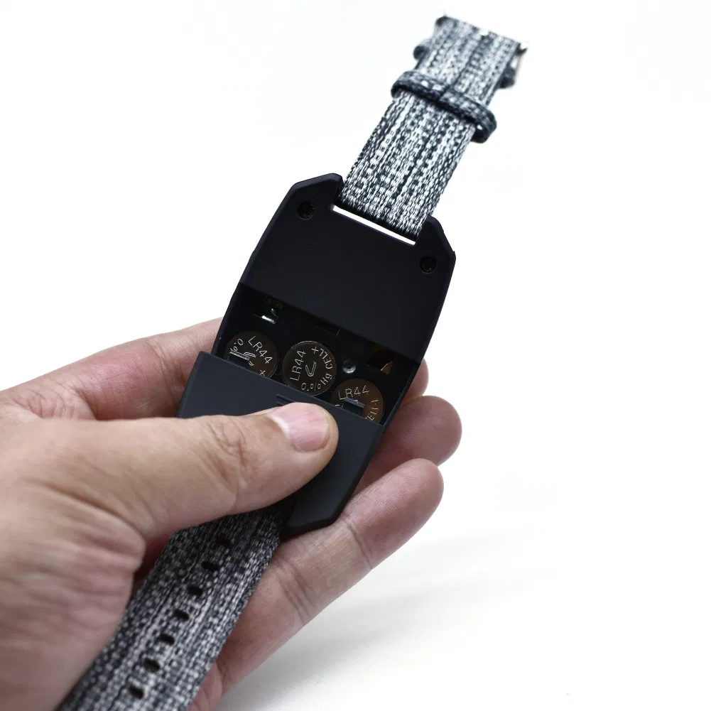 Personal Alarm for Women Emergency Security Alarm 130dB MP-053A Personal Alarm Safesound Alarm for Ladies Self Defense Emergency Security Alarm with Flashlight