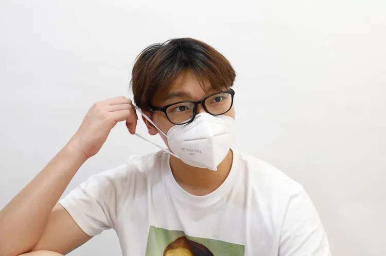 Protective Face Mask KN95 En149: 2001+A1: 2009 FFP2 GB2626 Dust Mask
